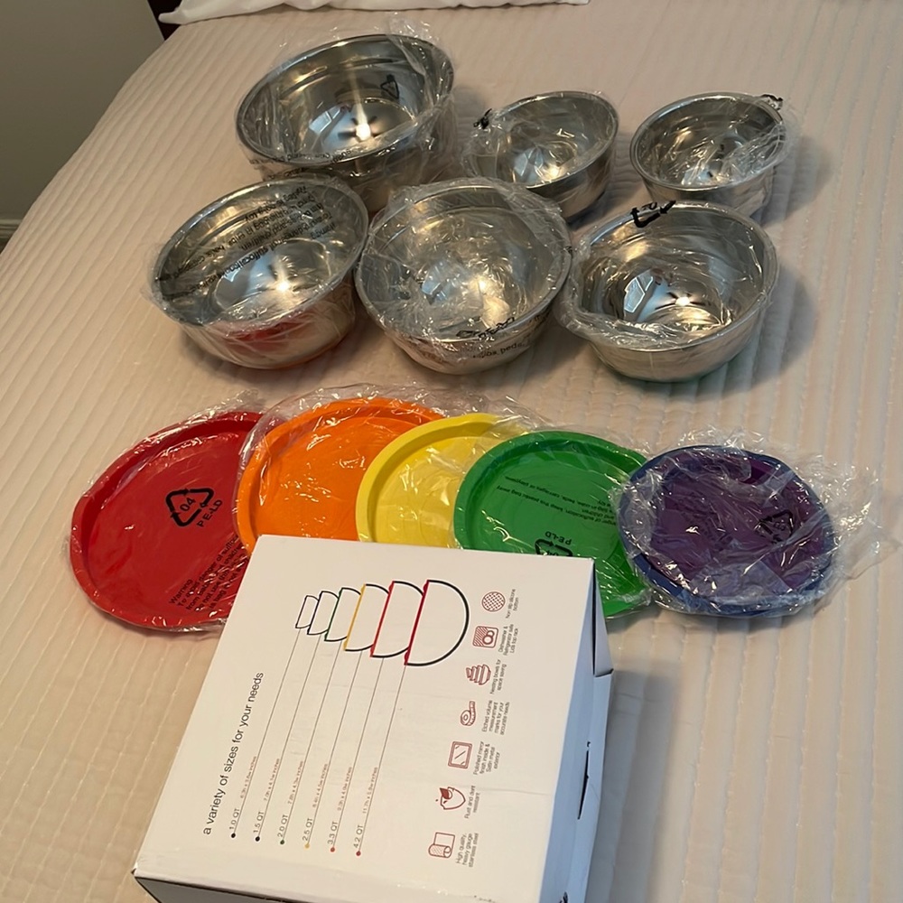 Love & Flour Bowls w/ colored lids.